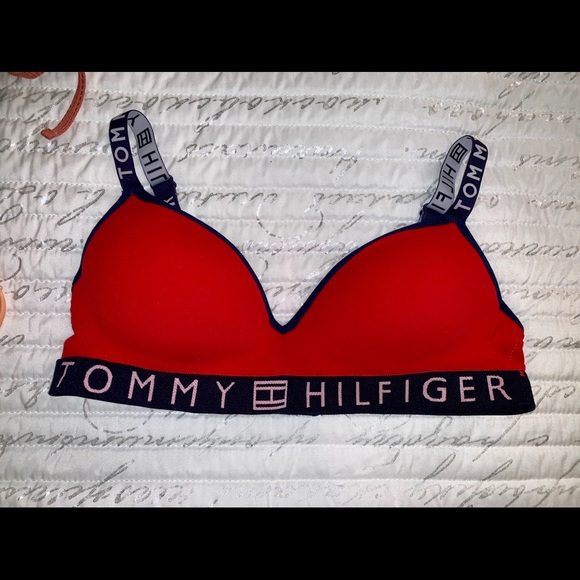Tommy Hilfiger Other - Tommy Hilfiger bra / sports bra